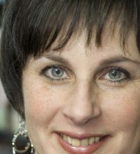 Susanna Kearsley Photo by Ashleigh Bonang