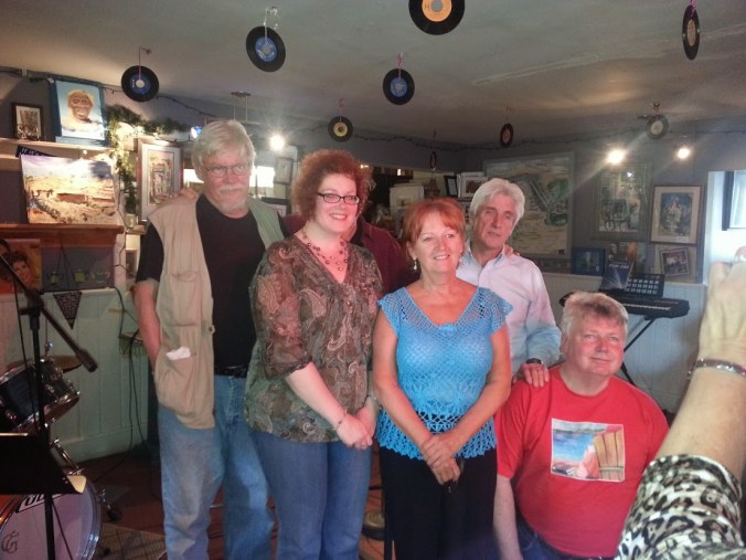 Fools on Stools readers